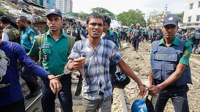 অভিযানের ফল খুব সন্তোষজনক নয়। ছবি: প্রথম আলো