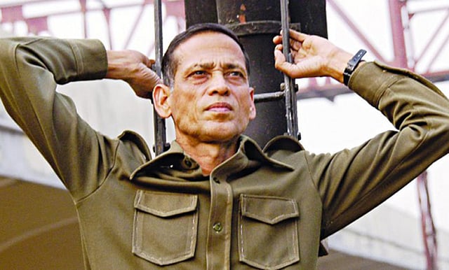 আজম খান