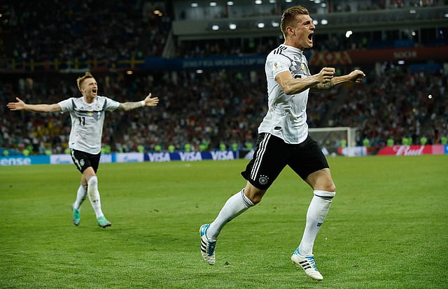 জার্মানির জয়সূচক গোল করে ভুলের প্রায়শ্চিত্ত করার উল্লাস ক্রুসের। ছবি: এএফপি