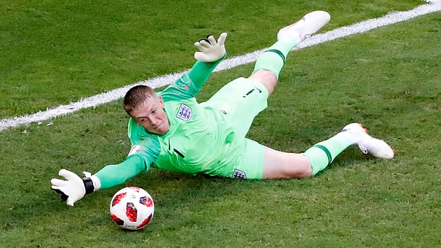 এবারের বিশ্বকাপে দুর্দান্ত খেলে আলোচনায় এসেছেন পিকফোর্ড। ছবি: রয়টার্স