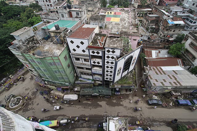 পুলিশের দাবি, ওয়ারী থানার টিপু সুলতান রোডের কাছে টয়েনবি সার্কুলার রোডে ডাকাতদের গুলিতে নিহত হয় রাকিব। ছবি: আবদুস সালাম