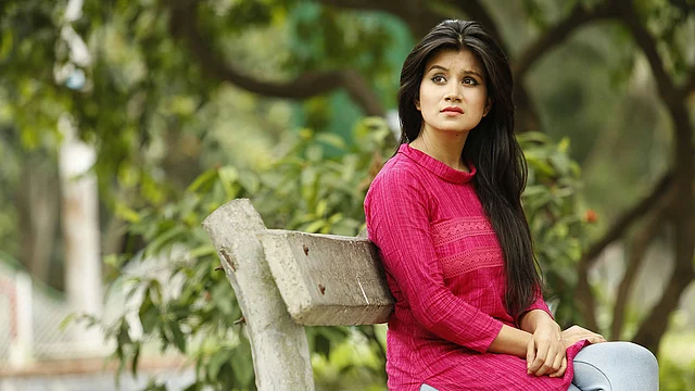 বুঝে নিন শুধুই কি মন খারাপ, নাকি বিষণ্নতা গ্রাস করেছে। ছবি: অধুনা