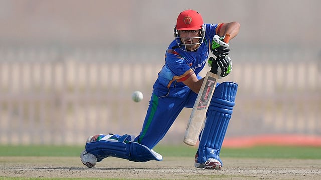 ইহসানউল্লাহর অপরাজিত ৫৭ রানের ইনিংসে সিরিজ জয় নিশ্চিত হয়েছে আফগানিস্তানের। ছবি: আইসিসি