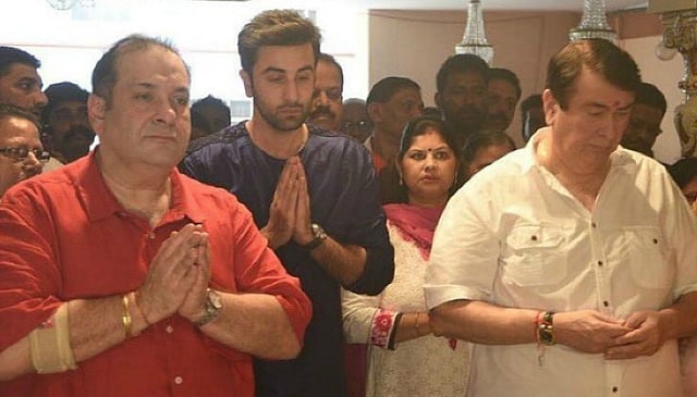 শেষবারের মতো আরকে স্টুডিওতে গণেশ পূজার আয়োজন করে কাপুর পরিবার