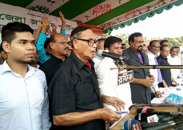 সুনামগঞ্জে জনসভায় জাতীয় পার্টির চেয়ারম্যান এইচ এম এরশাদ। ছবি: প্রথম আলো