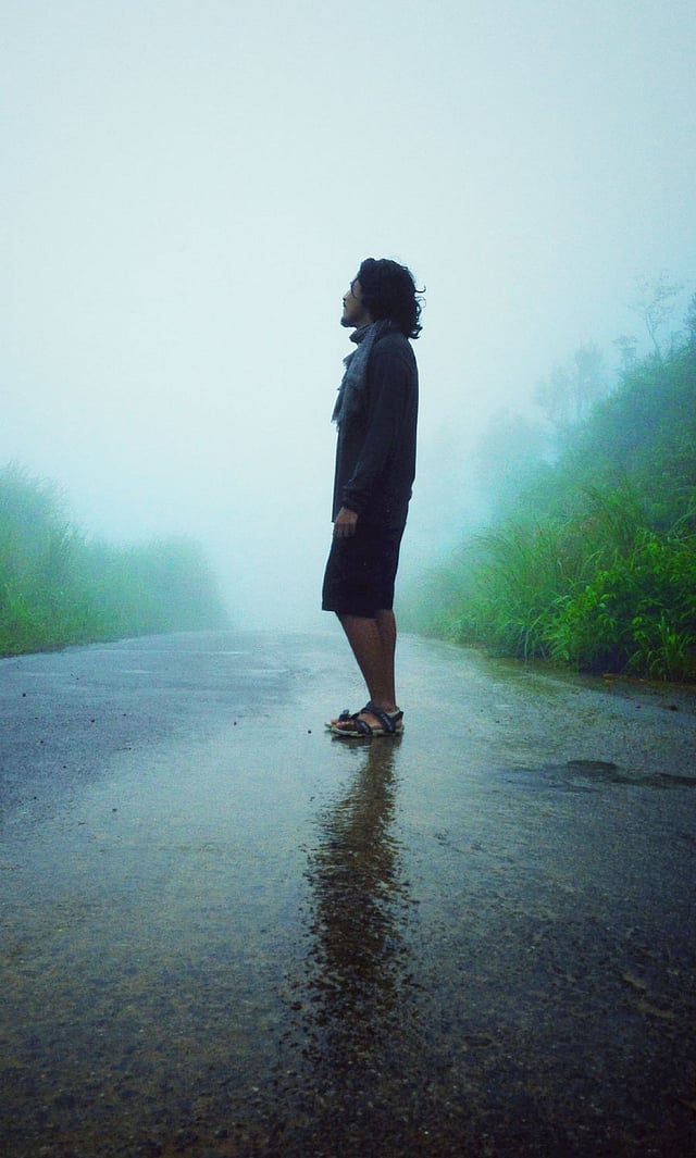 ১৭ কিলোমিটার রাস্তায়