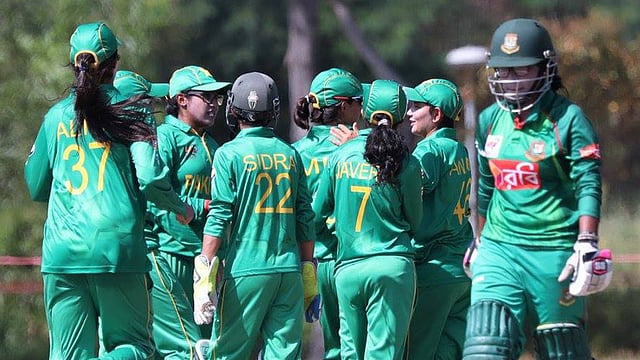 এশিয়া কাপের সাফল্যের পর আজ ধাক্কাই খেল বাংলাদেশের মেয়েরা। ফাইল ছবি