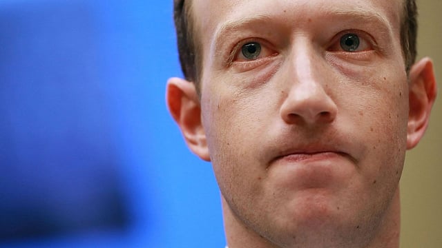 সাম্প৶তিক সময়গুলো ভালো যাচ্ছে না জাকারবার্গের। শেয়ার ধসে পকেট থেকে খসে গেল কাড়ি কাড়ি ডলার। ছবি: সংগৃহীত