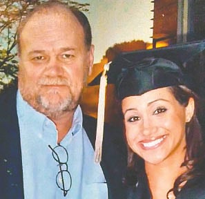 বাবা থমাস মার্কেলের সঙ্গে