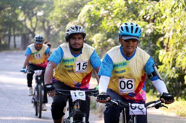 প্রতিযোগিতায় সাইকেল রাইডাররা