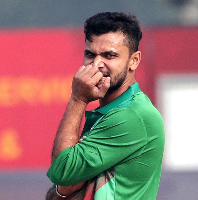ওয়ানডে সিরিজের আগে সতর্ক মাশরাফি। ছবি: প্রথম আলো
