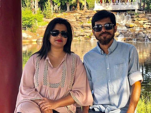 স্বামী নাজিমুজ্জামান জায়েদের সঙ্গে গায়িকা ন্যান্সি। ছবি–সংগৃহীত