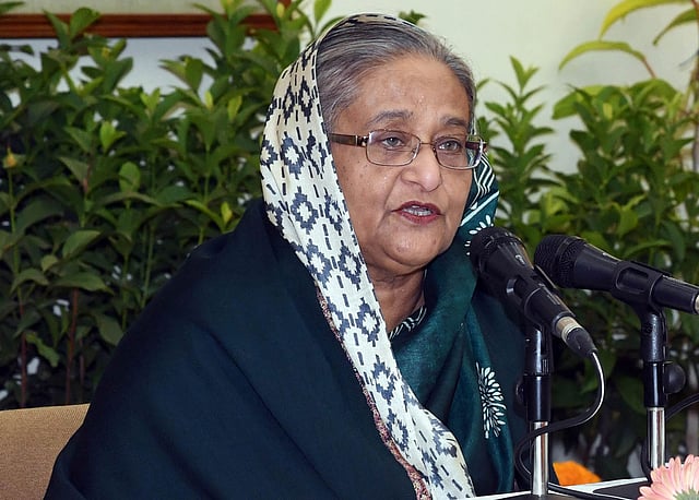 নবনির্বাচিত মন্ত্রিসভা ও আওয়ামী লীগের কার্যনির্বাহী কমিটির সঙ্গে মতবিনিময় সভায় বক্তব্য দিচ্ছেন প্রধানমন্ত্রী শেখ হাসিনা। গণভবন, ঢাকা, ৮ জানুয়ারি। ছবি: পিআইডি