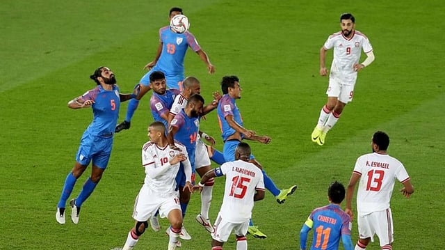 বল দখলের লড়াইয়ে ভারত ও বাহরাইন। শেষ পর্যন্ত জয় বাহরাইনের। ছবি ফেসবুক থেকে নেওয়া