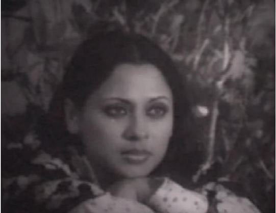 ‘রূপালী সৈকতে’ ছবির দৃশ্যে জয়শ্রী কবির