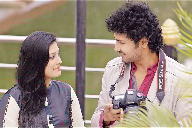 কারণ তোমায় ভালোবাসি ছবিতে অভিনয় করেছেন বীথি রানী সরকার ও সাব্বির আহমেদ