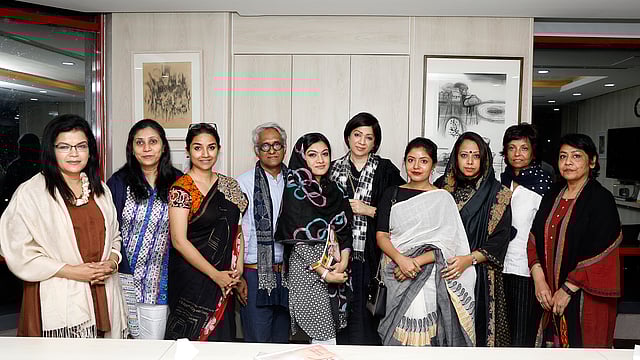 প্রথম আলো কার্যালয়ে মতবিনিময় সভায় অংশ নেন ডিজাইনাররা। ছবি: খালেদ সরকার