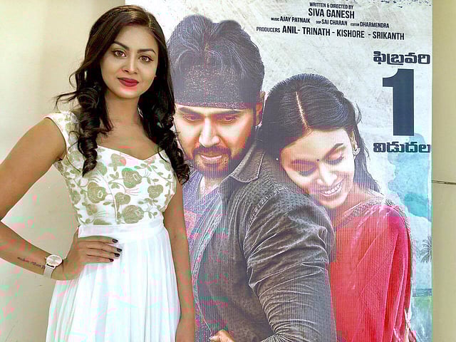 ‘আমি শুধু চেয়েছি তোমায়’, ‘পাষাণ’ ও ‘নবাব’ ছবিতে অভিনয় করেছেন মেঘলা মুক্তা। ছবি: সংগৃহীত