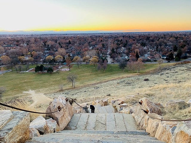 ওপরে ওঠার পথ