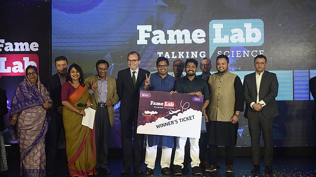 ফেমল্যাব প্রতিযোগিতার বিজয়ী হয়েছেন বাংলাদেশ প্রকৌশল বিশ্ববিদ্যালয়ের শিক্ষার্থী এ এস এ আফরিন বিন নূর। ছবি: সংগৃহীত।