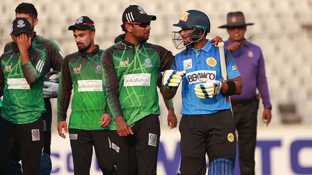 ঢাকা প্রিমিয়ার লিগে ভালো পারফরম্যান্স করে তাহলে কোনো লাভ নেই? সৌজন্য ছবি