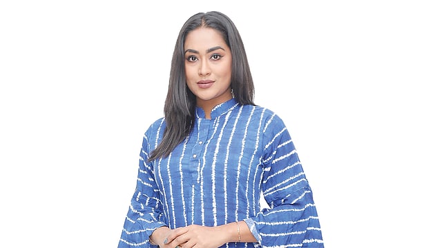 জাকিয়া বারী মম