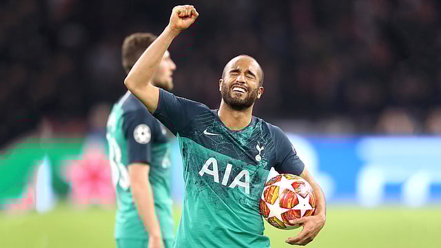 লুকাস মউরা। আয়াক্সের বিপক্ষে হ্যাটট্রিকের পর। ছবি: টুইটার