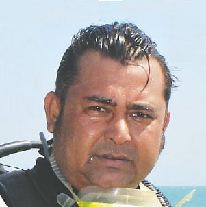 শরীফ সারওয়ার