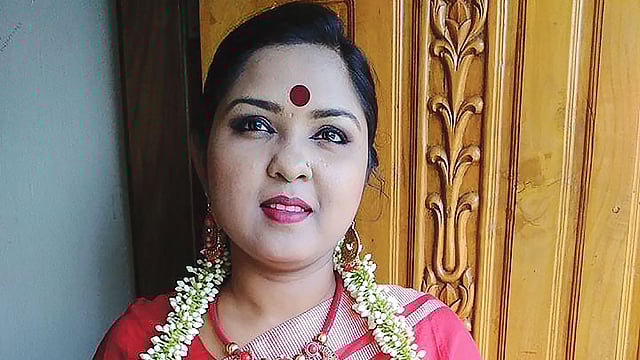 পলি বিশ্বাস