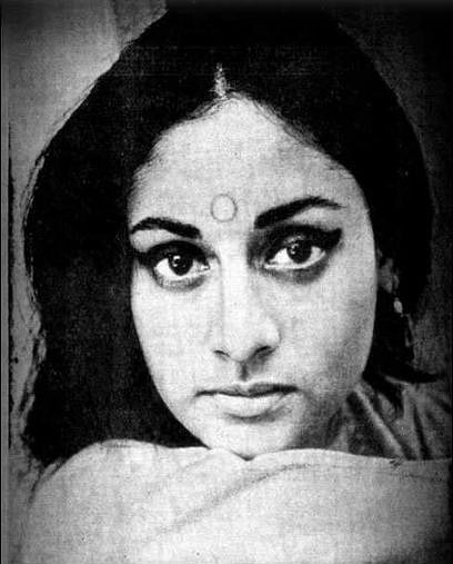 জয়া বচ্চনের জন্মদিনে ছবিটি শেয়ার করেছেন অভিষেক বচ্চন