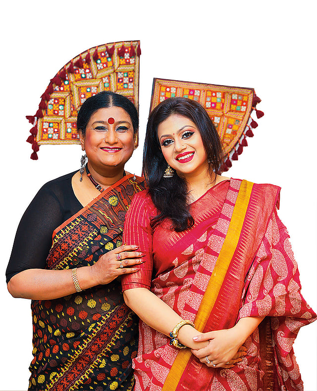 নিমা রহমান ও র্যাচেল প্রিয়াংকা।ছবি: খালেদ সরকার