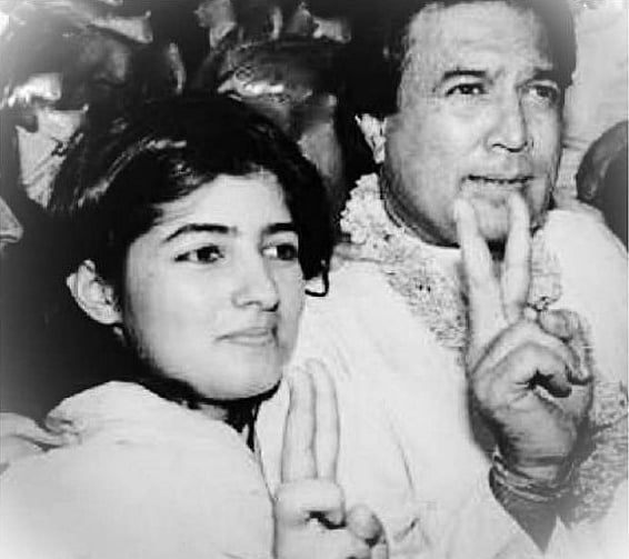 ছবিটি শেয়ার করে টুইঙ্কেল খান্না লিখেছিলেন, ‘শুভ জন্মদিন, বাবা।’