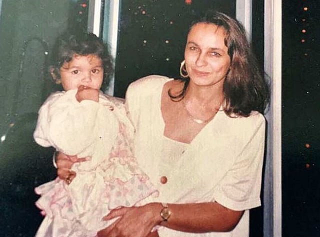 মা সোনি রাজদানের কোলে ছোট্ট আলিয়া