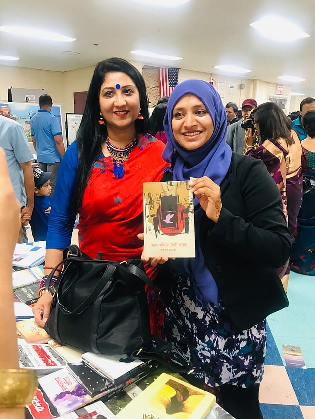 নিউইয়র্কে চার দিনব্যাপী ‘বইমেলা ও বাংলাদেশ উৎসব’ জমে উঠেছে। ছবি: প্রথম আলো