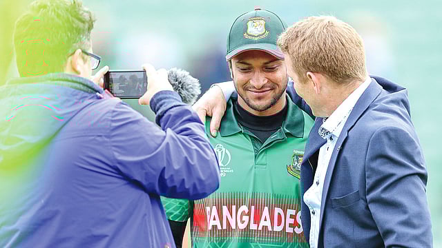 টানা দুই ম্যাচের সেঞ্চুরিয়ান সাকিব আল হাসান