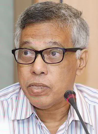 এ কে এম নজরুল হায়দার