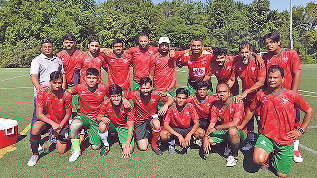 বাঙালি ফুটবল টুর্নামেন্টের চ্যাম্পিয়ন দল বেঙ্গল টাইগার