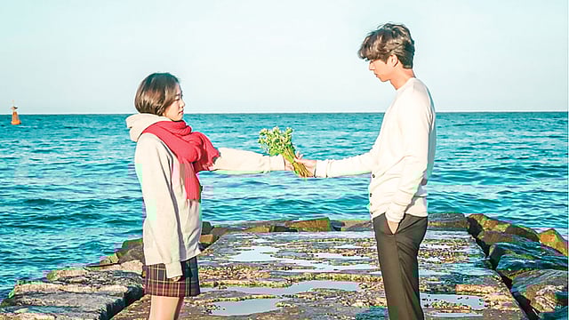 গার্ডিয়ান: দ্য লোনলি অ্যান্ড গ্রেট গড