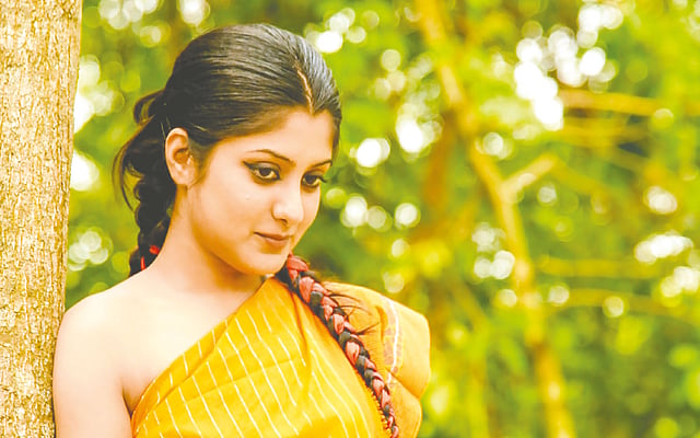 অনুপ্রবেশ ছবির দৃশ্যে সানজিয়া ইসলাম