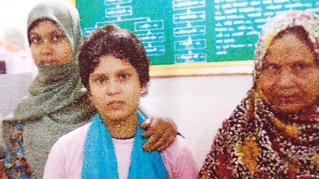 হারিয়ে যাওয়ার দুই বছর পর পরিবারে ফিরে গেল কিশোরী জুলি।