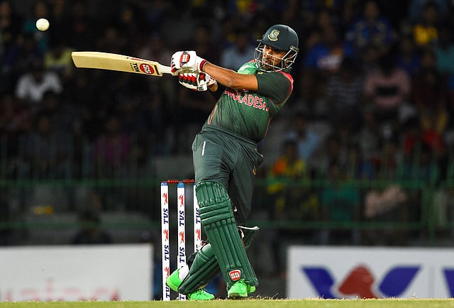 কাল ফিফটি পেলেও দলের হার এড়াতে পারেননি সৌম্য। ছবি: এএফপি