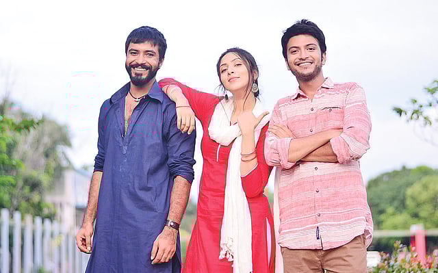 পরান ছবির শুটিংয়ের ফাঁকে শরিফুল রাজ, বিদ্যা সিনহা মিম ও ইয়াশ রোহান