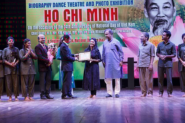 ভিয়েতনাম সরকারের আহ্বানে নৃত্যনাট্য তৈরি করেছে তুরঙ্গমী ড্যান্স থিয়েটার। ছবি: প্রথম আলো