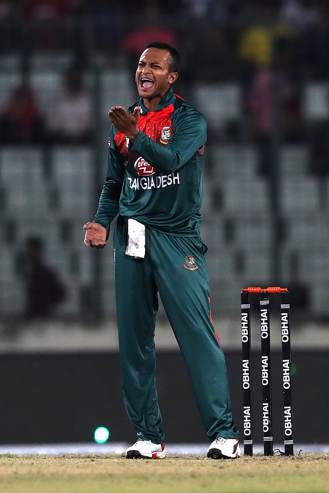 সাকিব আল হাসান। মাঠে রশিদ খানের সঙ্গে কি হয়েছিল, সংবাদ সম্মেলন এমন প্রশ্ন এড়িয়ে গেলেন বাংলাদেশ অধিনায়ক। ছবি: প্রথম আলো