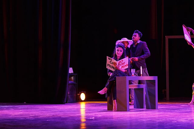 ‘হো চি মিন’ নৃত্যনাট্যের একটি দৃশ্য। ছবি: প্রথম আলো