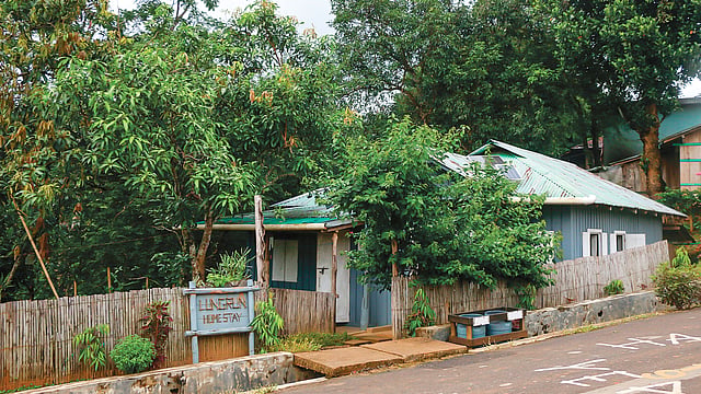 এমন বাড়িতেইে পর্যটকদের থাকার ব্যবস্থা