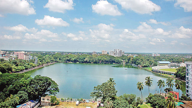 কুমিল্লার ধর্মসাগর। ছবি: প্রথম আলো