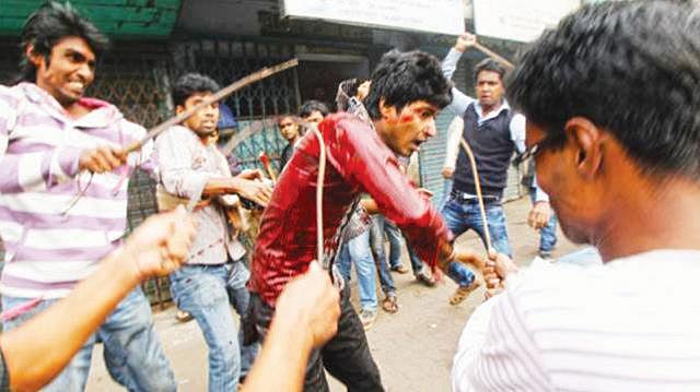 ২০১২ সালে ছাত্রলীগ নেতাদের চাপাতির কোপে প্রাণ হারান পুরান ঢাকার দরজি বিশ্বজিৎ দাস।