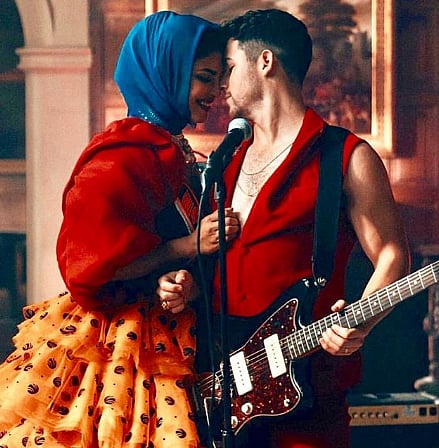 প্রিয়াঙ্কা চোপড়া ও নিক জোনাস। ছবি: ইনস্টাগ্রাম থেকে নেওয়া