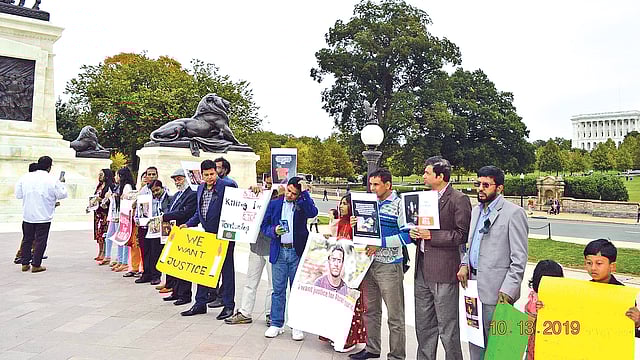 আবরার ফাহাদ হত্যার বিচারের দাবিতে ওয়াশিংটনে বিক্ষোভ সমাবেশে প্রবাসী বাংলাদেশিরা